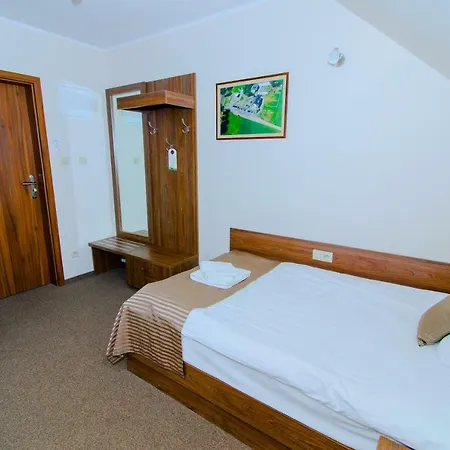 Motel Sobanskich Hnězdno